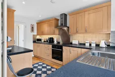Heron Place, Johnstone