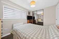Heron Place, Johnstone
