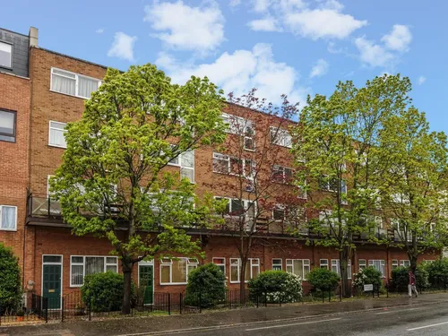 Coombe Road, NEW MALDENphoto