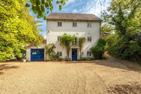 Pixham Lane, Pixham, RH4
