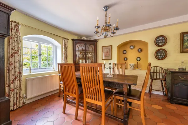 Pixham Lane, Pixham, RH4 photo 5