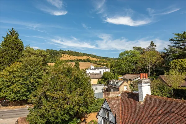 Pixham Lane, Pixham, RH4 photo 18