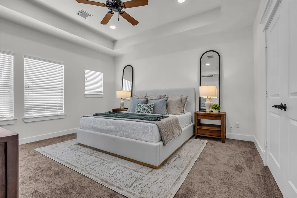 1122 W 18th St, Houston, TX 77008