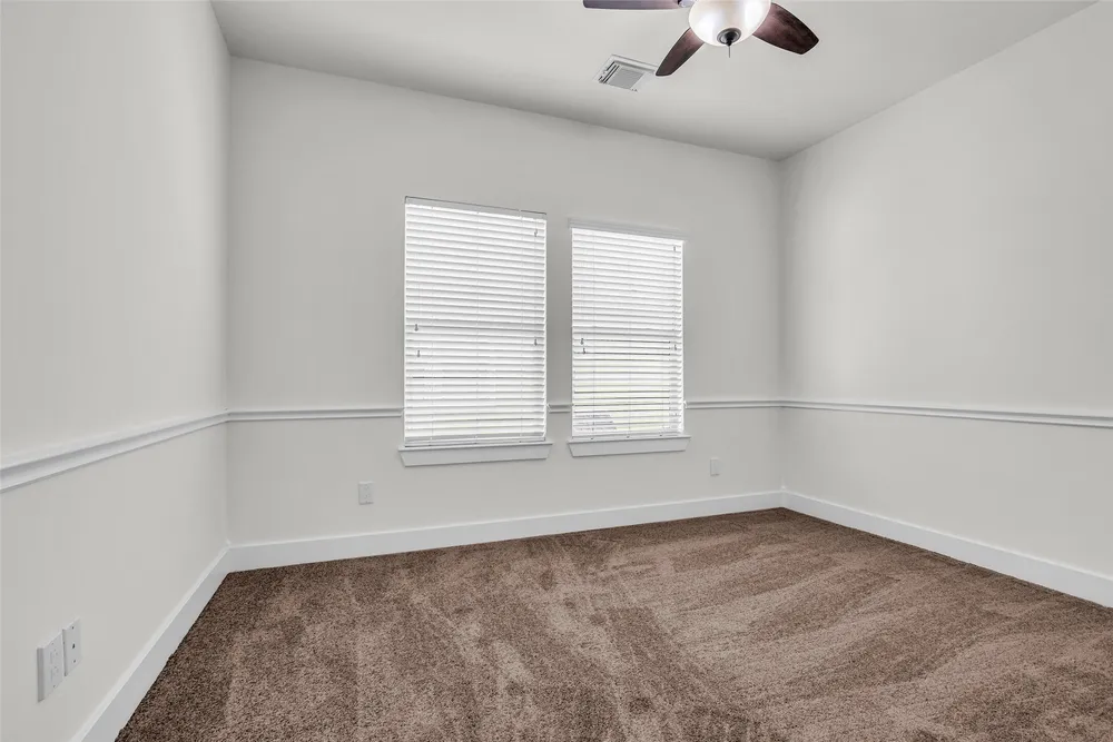 1122 W 18th St, Houston, TX 77008