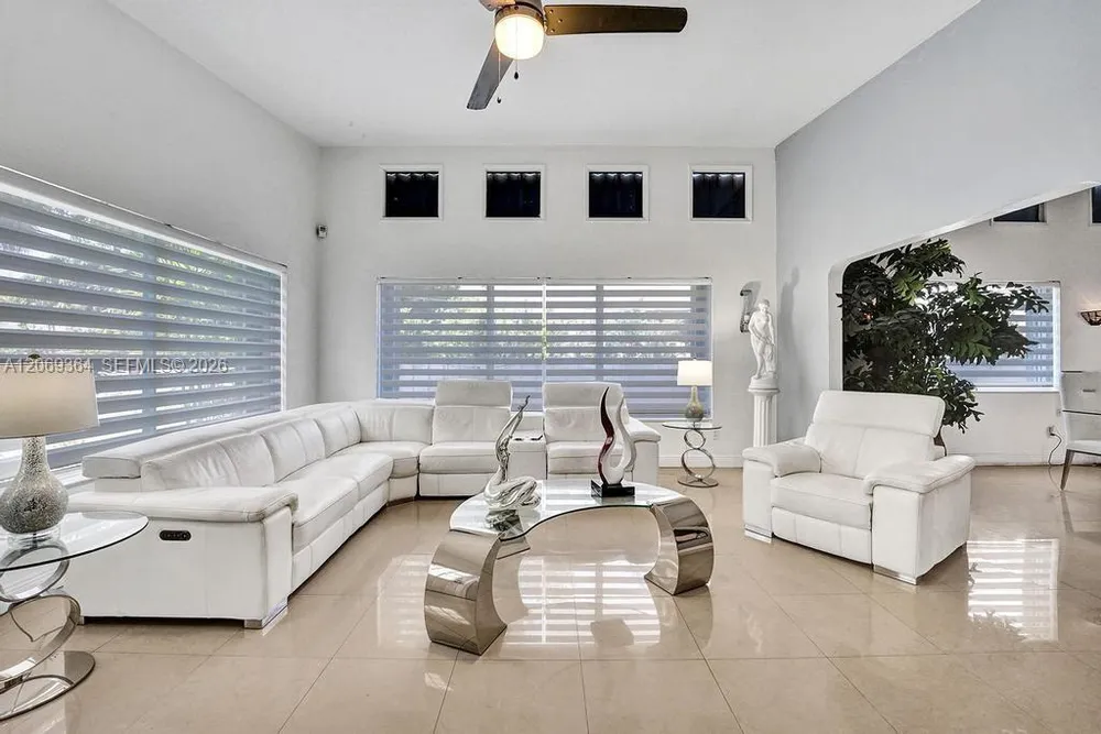 1750 71st St, Miami Beach, FL 33141