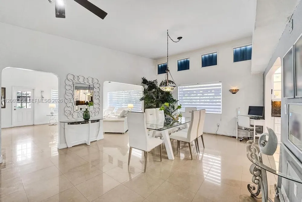 1750 71st St, Miami Beach, FL 33141