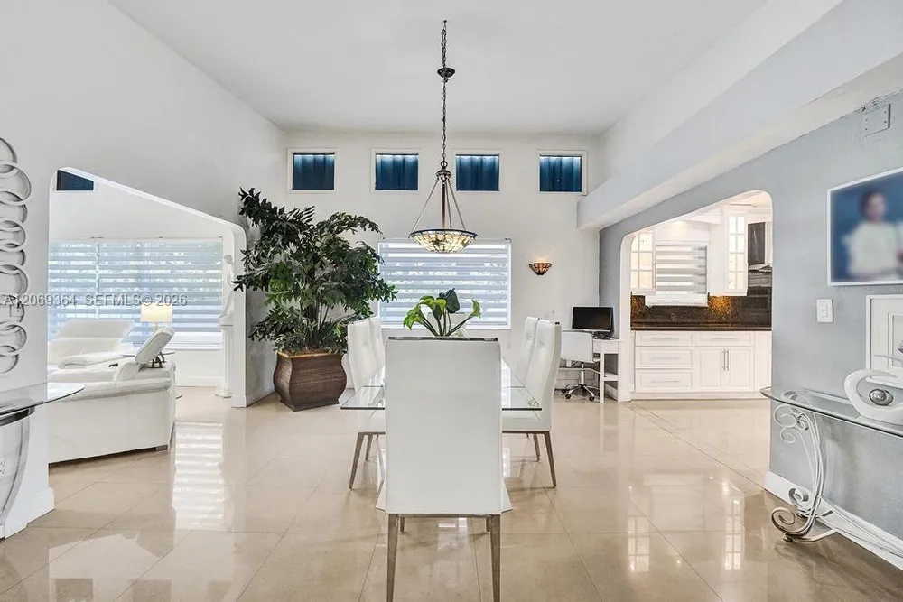 1750 71st St, Miami Beach, FL 33141