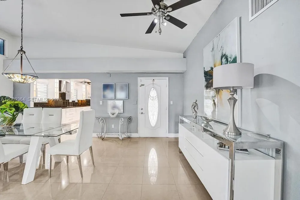 1750 71st St, Miami Beach, FL 33141