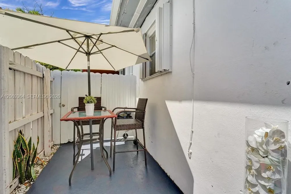 1750 71st St, Miami Beach, FL 33141