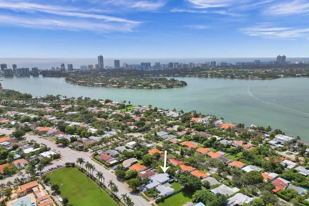 1750 71st St, Miami Beach, FL 33141
