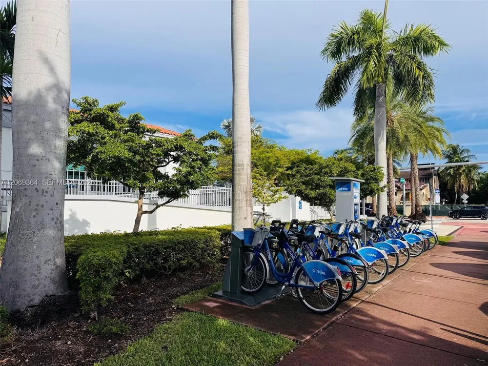 1750 71st St, Miami Beach, FL 33141