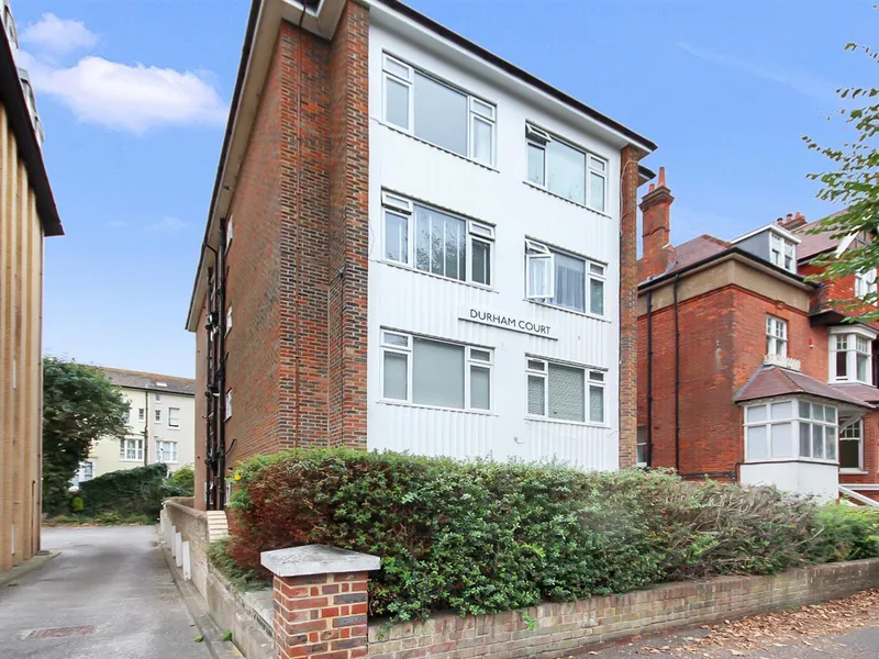 Property thumbnail 3 out of 3
