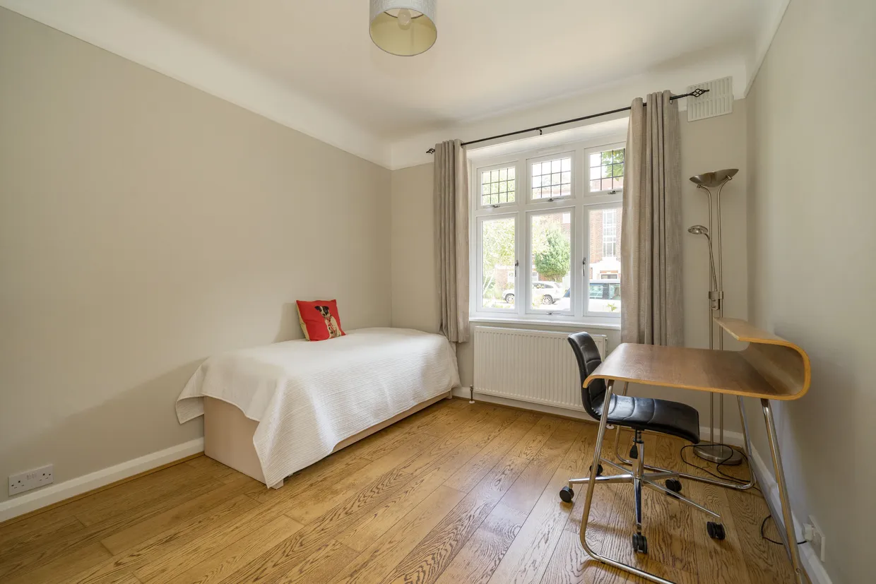 Hamilton Road, Ealing, W5 photo 11