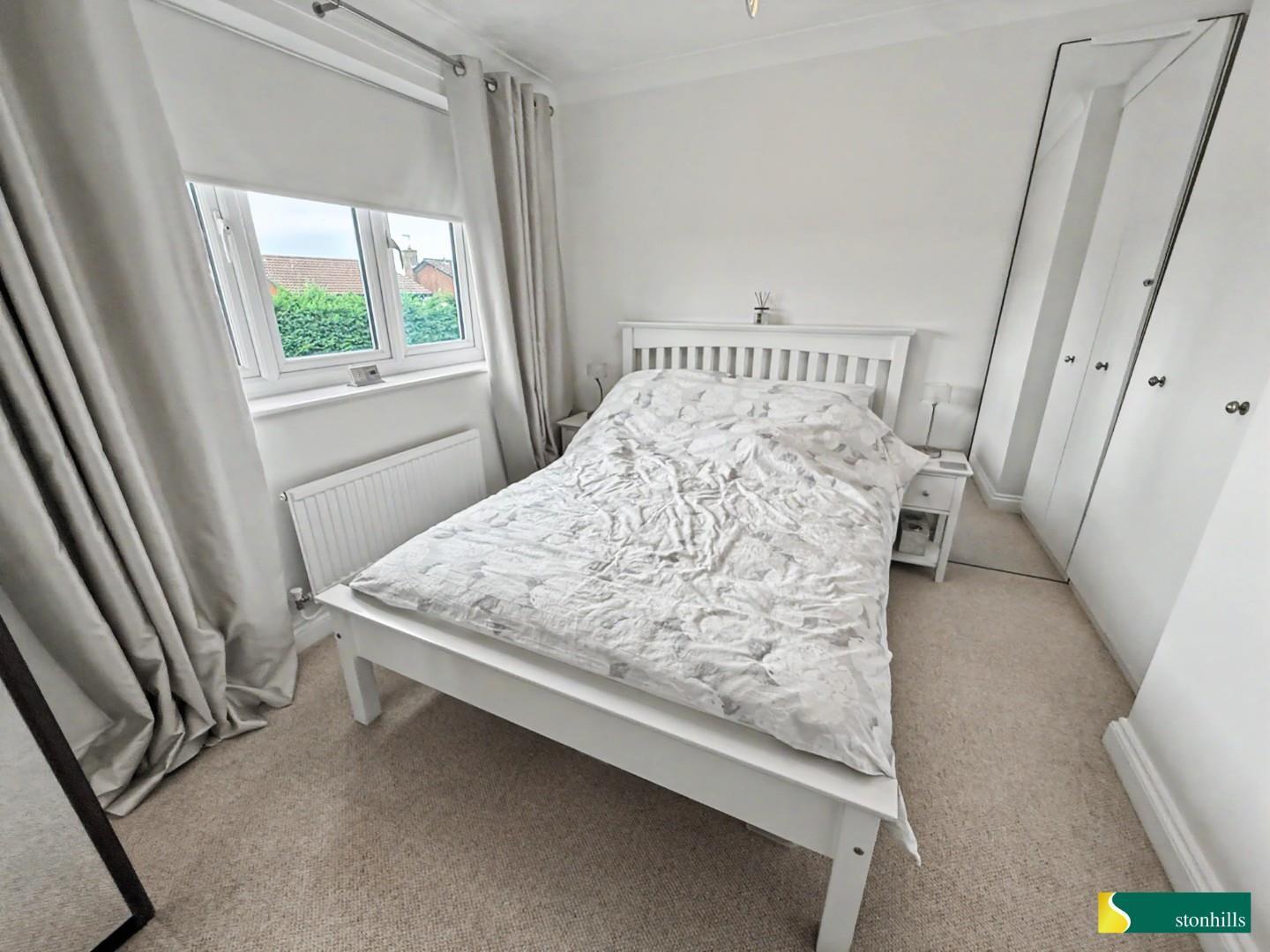 Frosty Hollow, East Hunsbury, Northampton Image 12