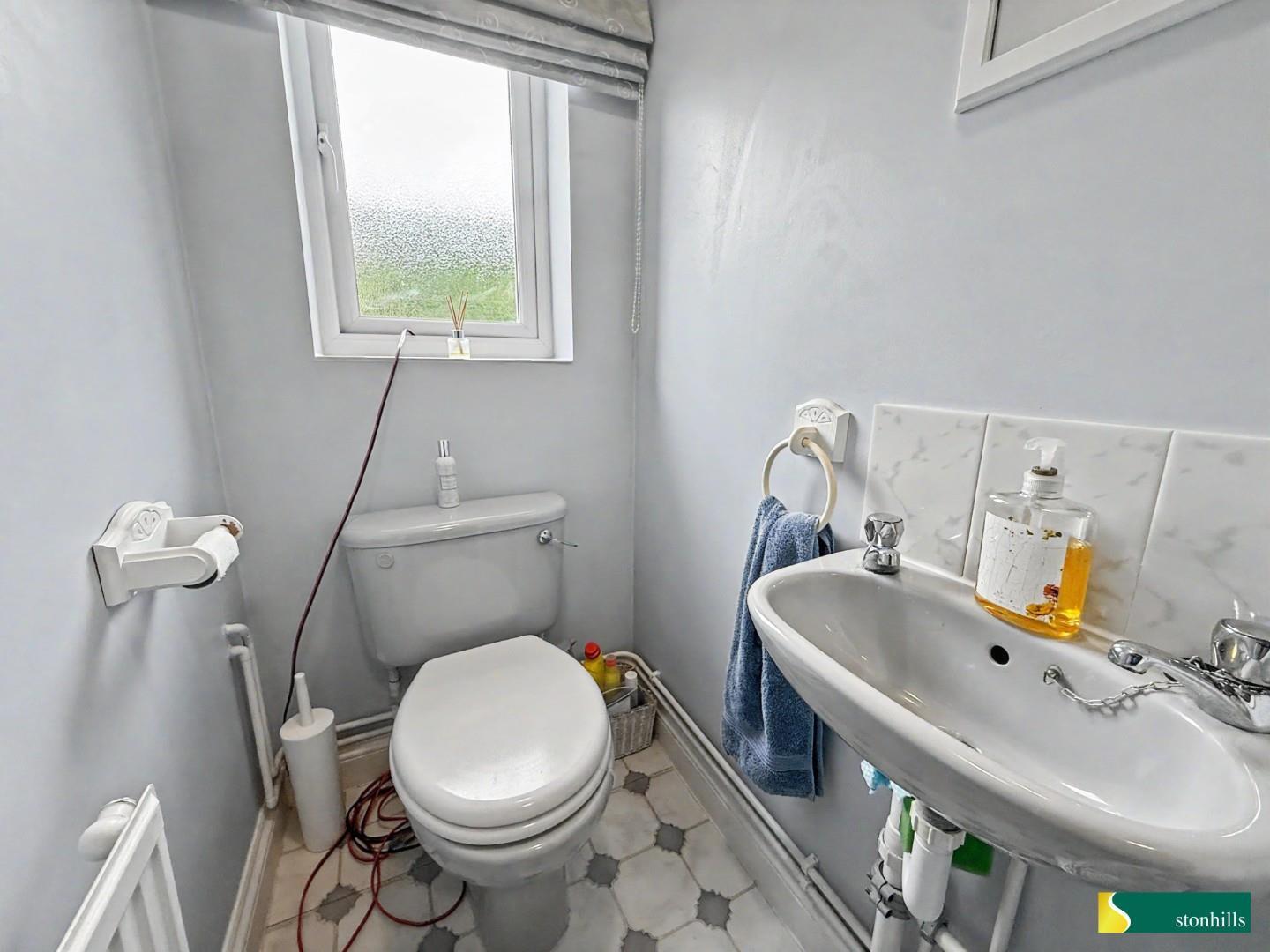 Frosty Hollow, East Hunsbury, Northampton Image 15