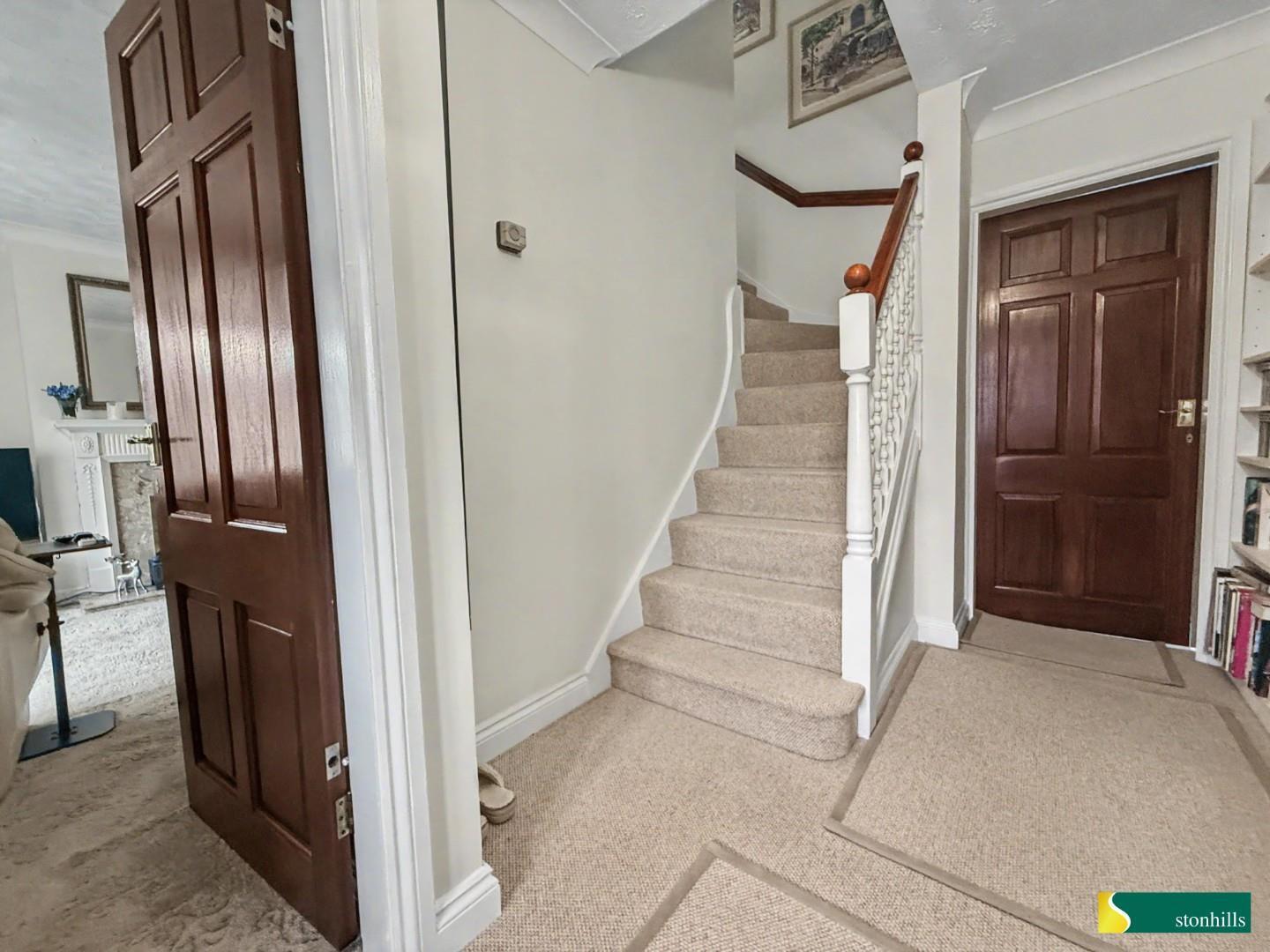 Frosty Hollow, East Hunsbury, Northampton Image 16