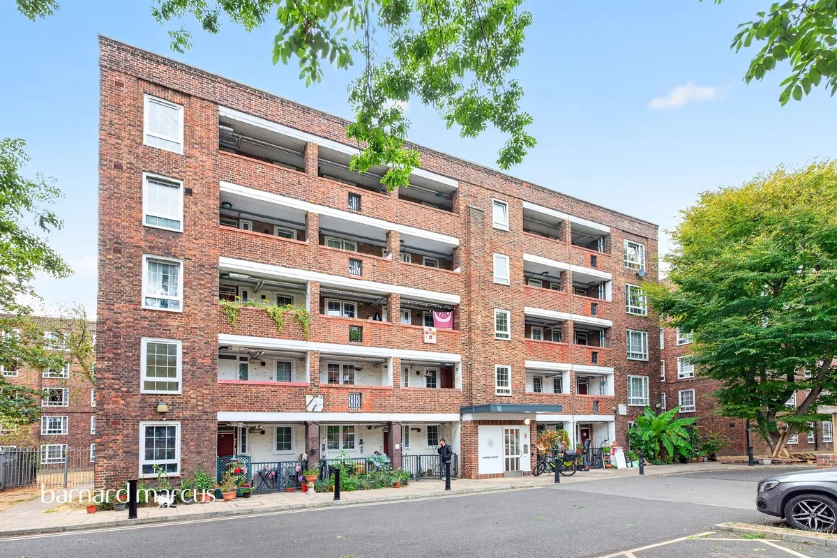 Meadow Road, London
