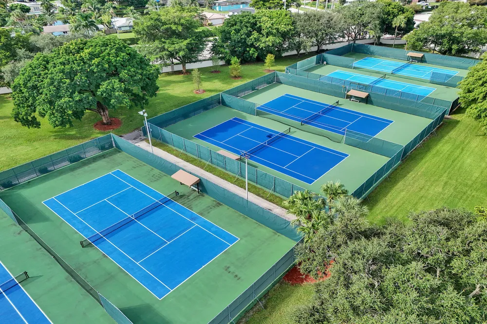 2003 Granada Dr, Coconut Creek, FL 33066