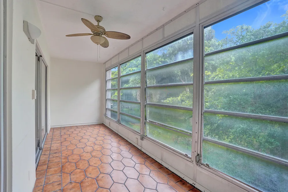 2003 Granada Dr, Coconut Creek, FL 33066
