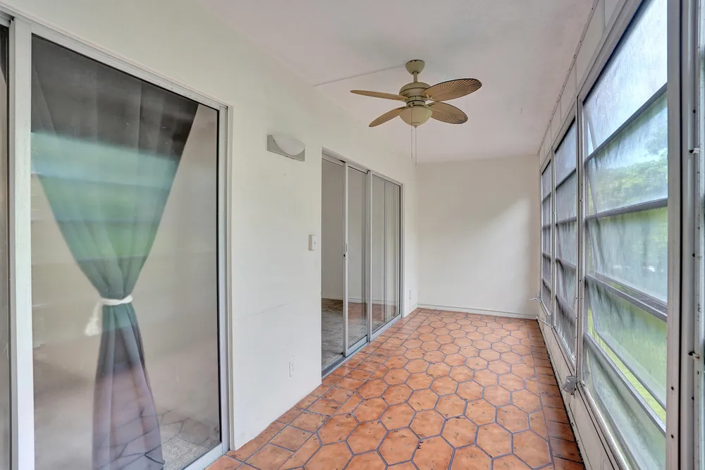 2003 Granada Dr, Coconut Creek, FL 33066