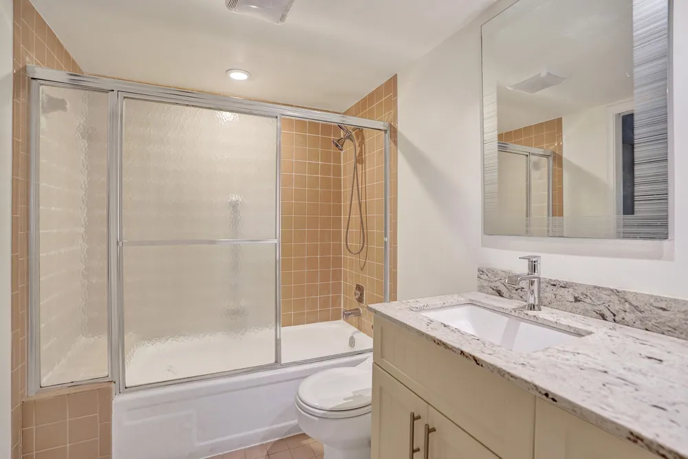 2003 Granada Dr, Coconut Creek, FL 33066