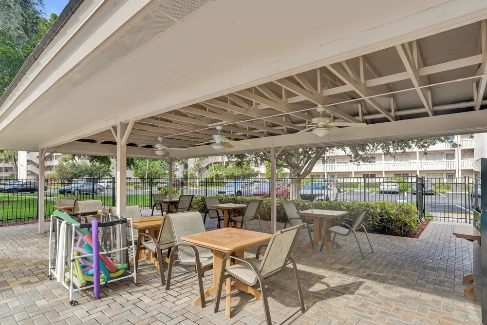 2003 Granada Dr, Coconut Creek, FL 33066
