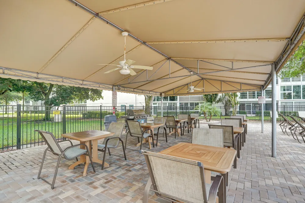 2003 Granada Dr, Coconut Creek, FL 33066