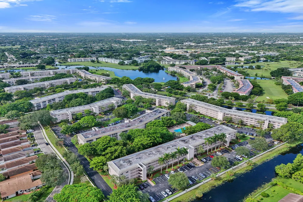 2003 Granada Dr, Coconut Creek, FL 33066