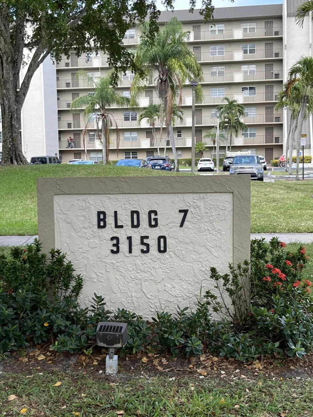 3150 W Rolling Hills Circle, Davie, FL 33328