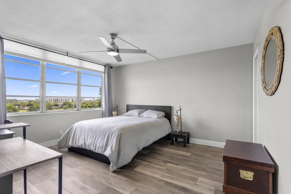 3150 W Rolling Hills Circle, Davie, FL 33328