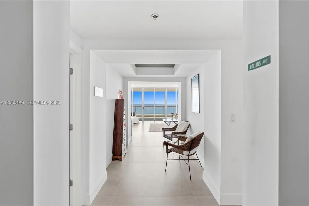 4201 Collins Ave, Miami Beach, FL 33140