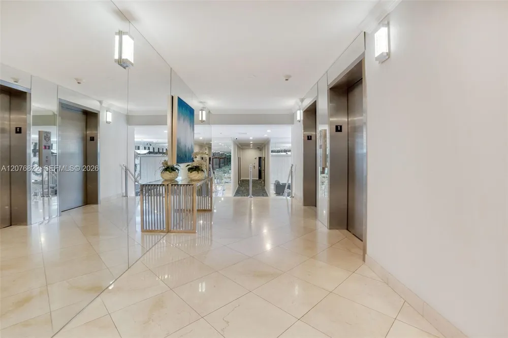1361 S Ocean Blvd, Pompano Beach, FL 33062