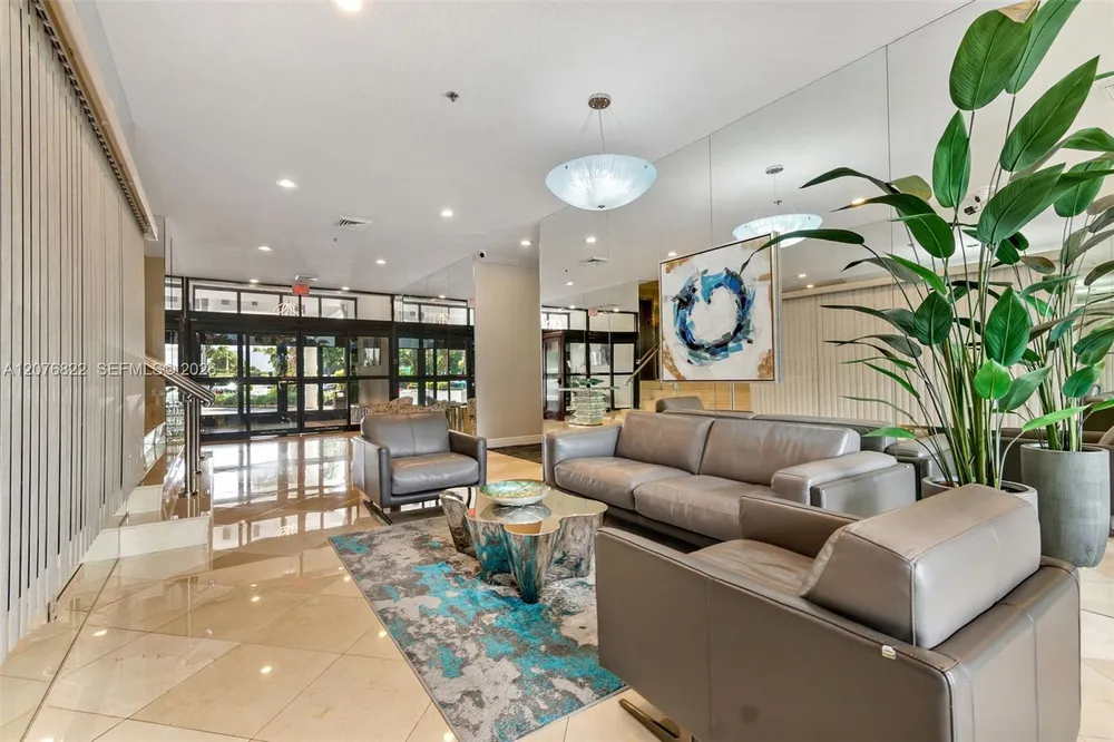 1361 S Ocean Blvd, Pompano Beach, FL 33062