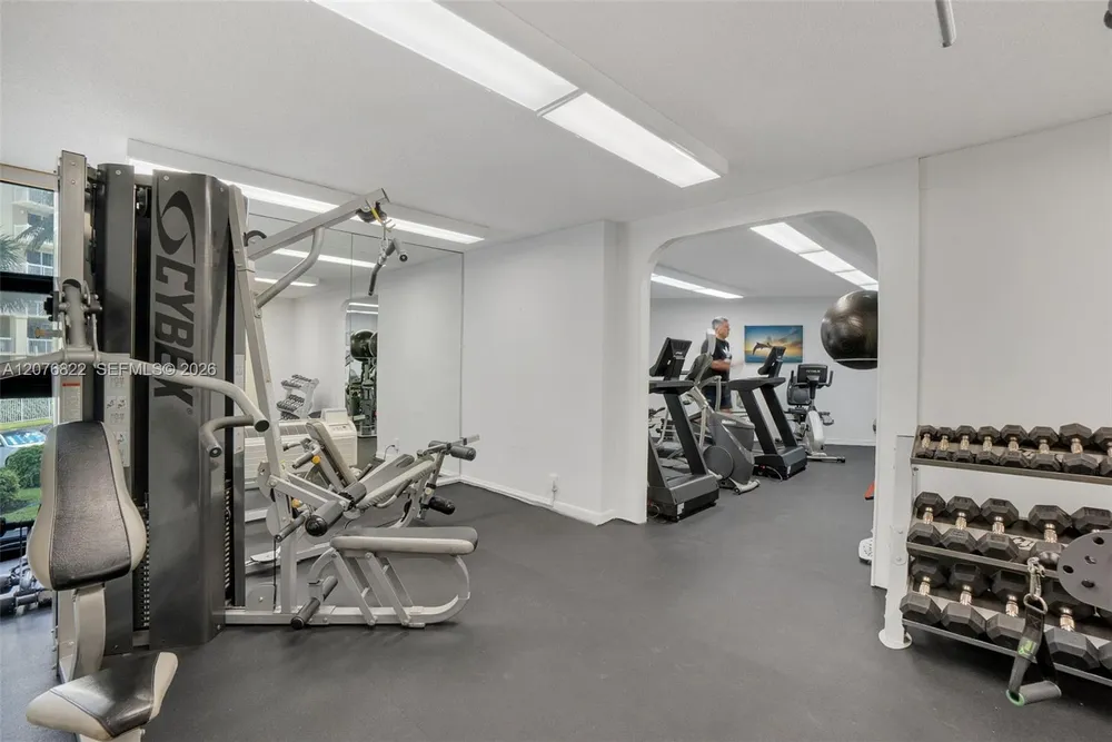 1361 S Ocean Blvd, Pompano Beach, FL 33062