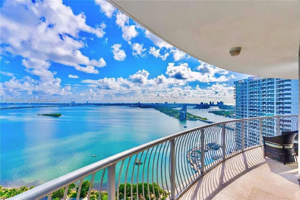 1750 N Bayshore Dr, Miami, FL 33132