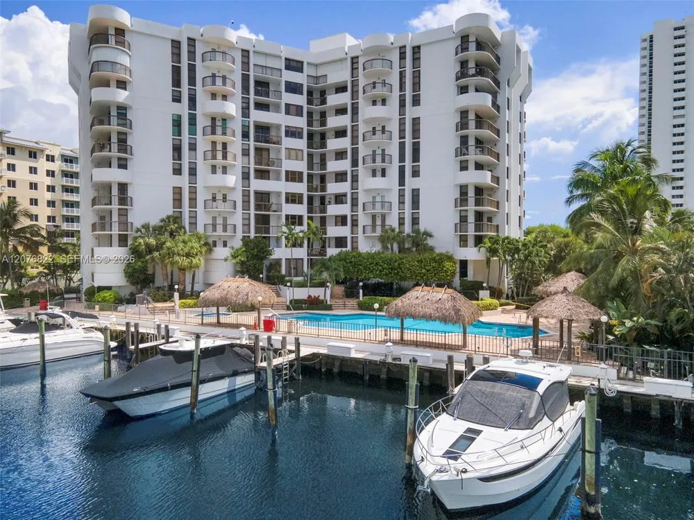 1361 S Ocean Blvd, Pompano Beach, FL 33062