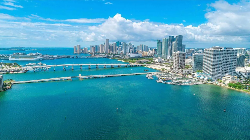 1750 N Bayshore Dr, Miami, FL 33132