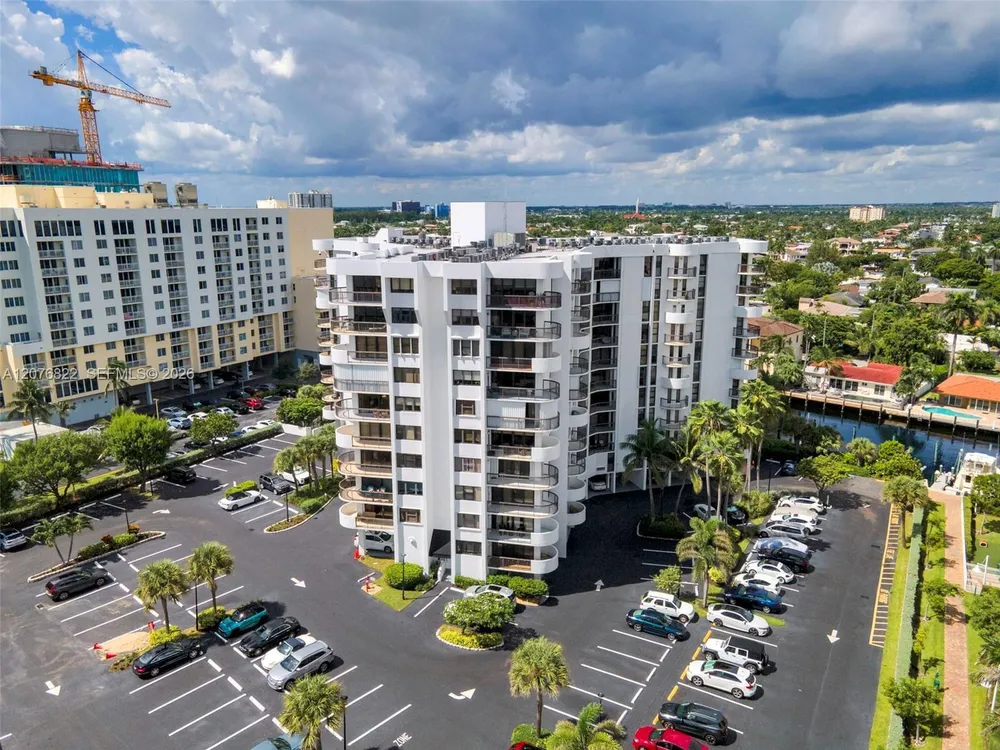 1361 S Ocean Blvd, Pompano Beach, FL 33062
