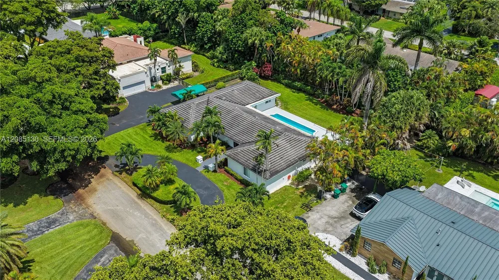 15305 SW 78th Ct, Palmetto Bay, FL 33157