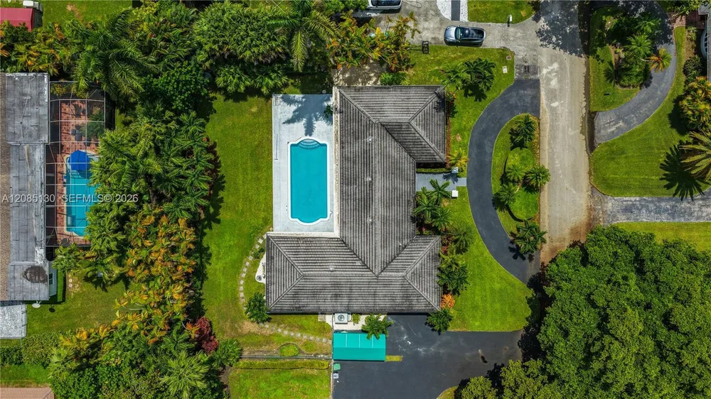15305 SW 78th Ct, Palmetto Bay, FL 33157