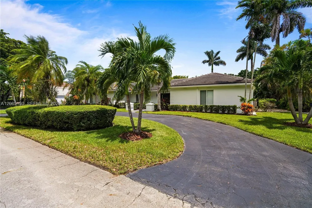 15305 SW 78th Ct, Palmetto Bay, FL 33157