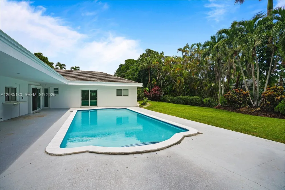 15305 SW 78th Ct, Palmetto Bay, FL 33157