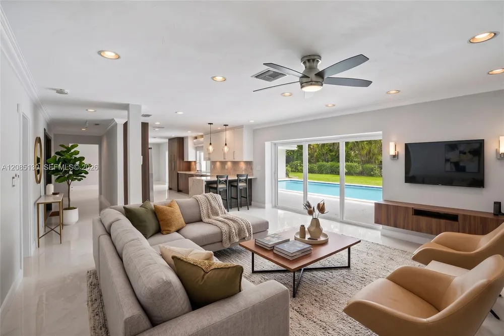 15305 SW 78th Ct, Palmetto Bay, FL 33157