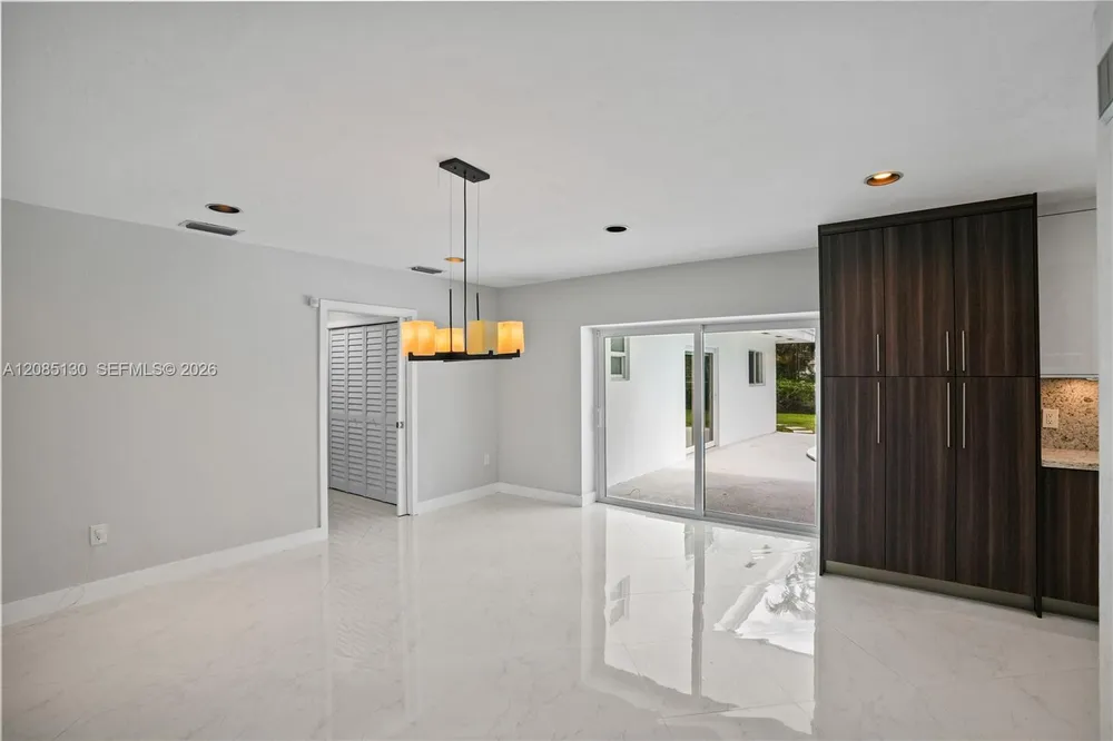 15305 SW 78th Ct, Palmetto Bay, FL 33157