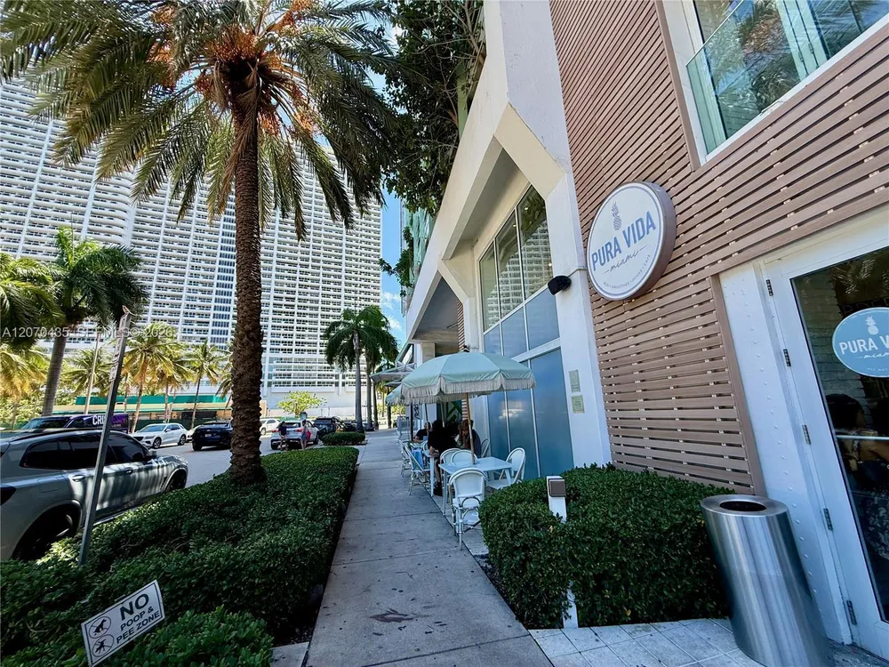 1750 N Bayshore Dr, Miami, FL 33132