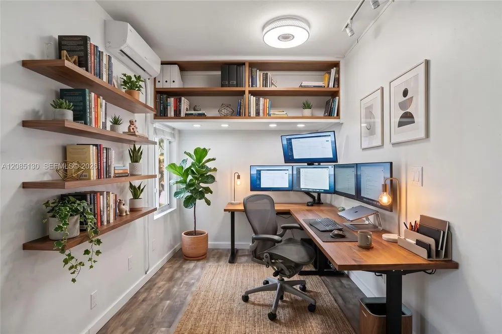 15305 SW 78th Ct, Palmetto Bay, FL 33157