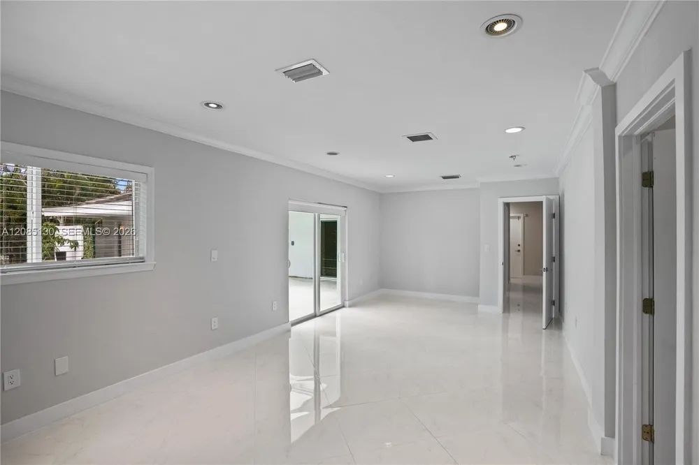 15305 SW 78th Ct, Palmetto Bay, FL 33157