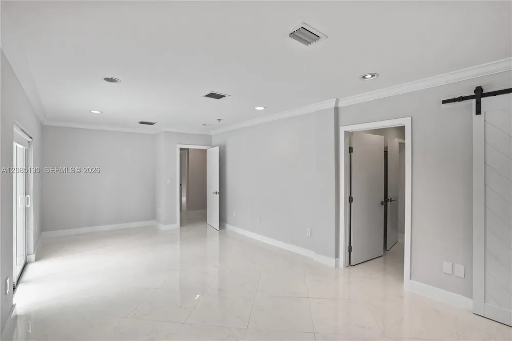 15305 SW 78th Ct, Palmetto Bay, FL 33157