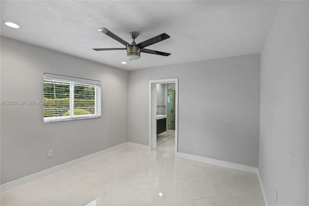 15305 SW 78th Ct, Palmetto Bay, FL 33157