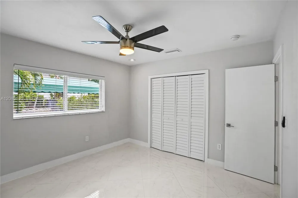 15305 SW 78th Ct, Palmetto Bay, FL 33157